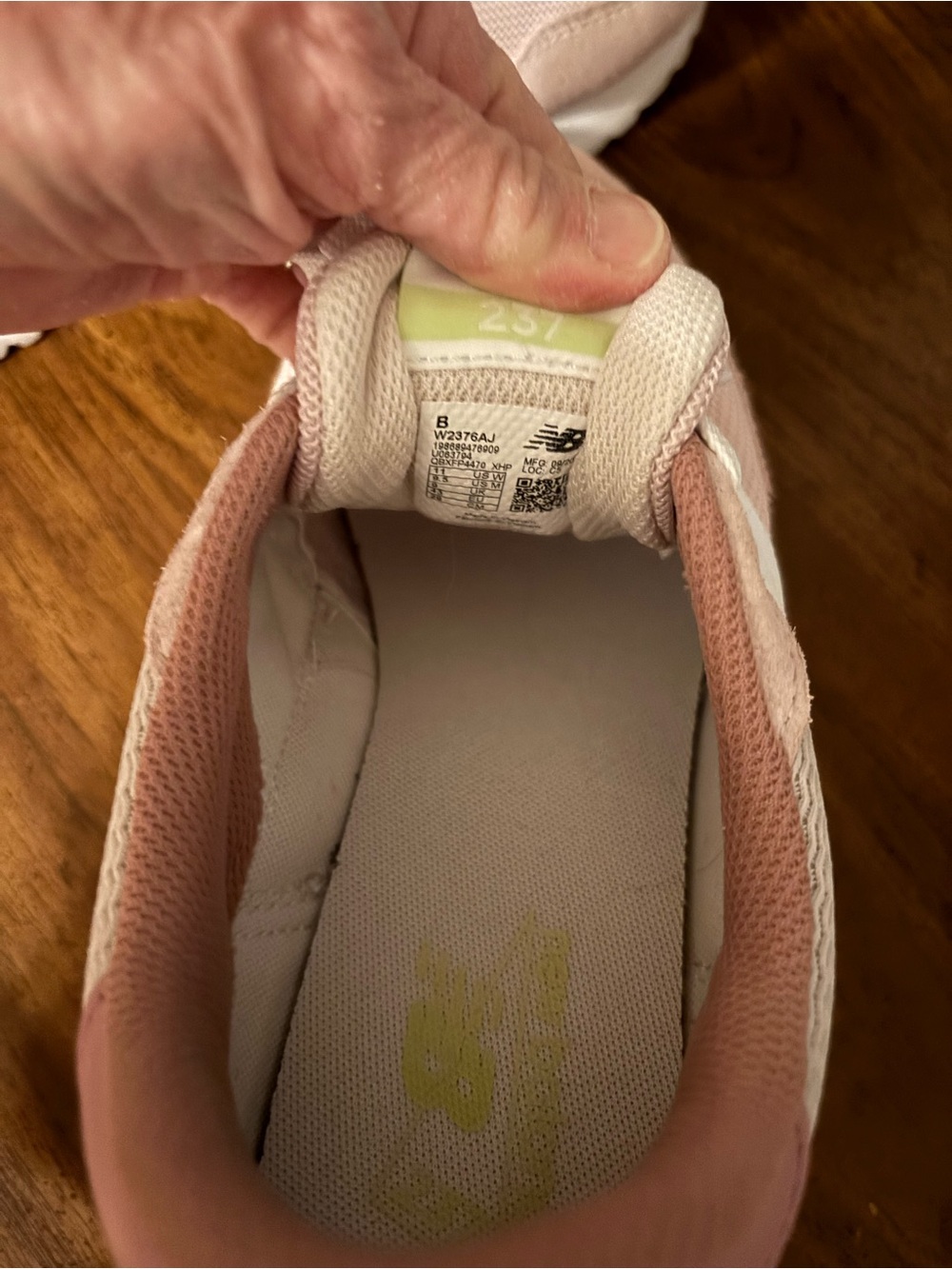 New Balance 237 - Picture 7 of 7